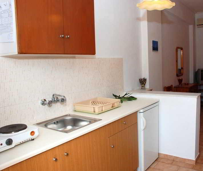Eleni'S Garden & Castello Suites Alykanas  Dış mekan fotoğraf