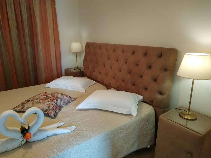 Eleni'S Garden & Castello Suites Alykanas  Dış mekan fotoğraf