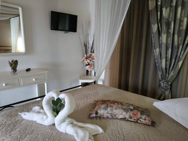 Eleni'S Garden & Castello Suites Alykanas  Dış mekan fotoğraf